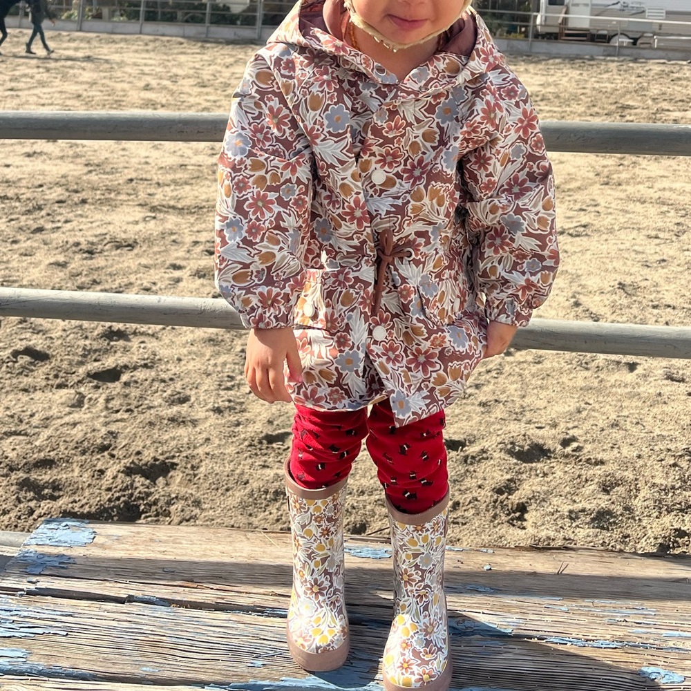 Rylee + Cru Raincoat size 2/3